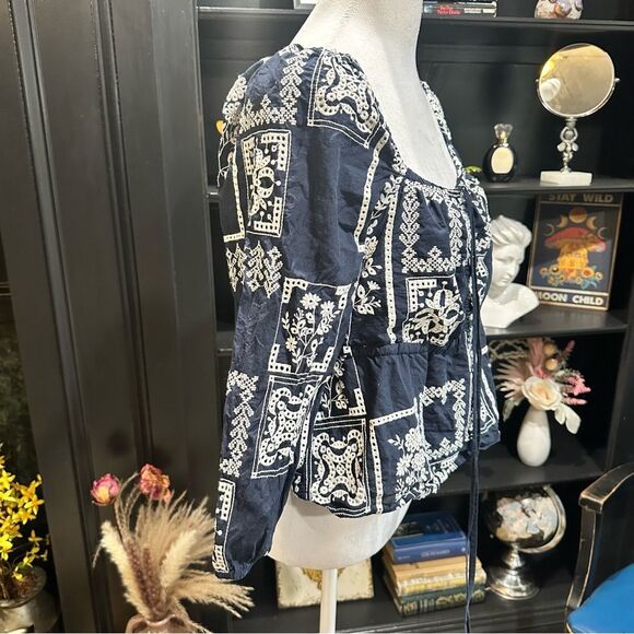 Greylin Rheena Embroidered Top Size Large - Picture 5 of 13